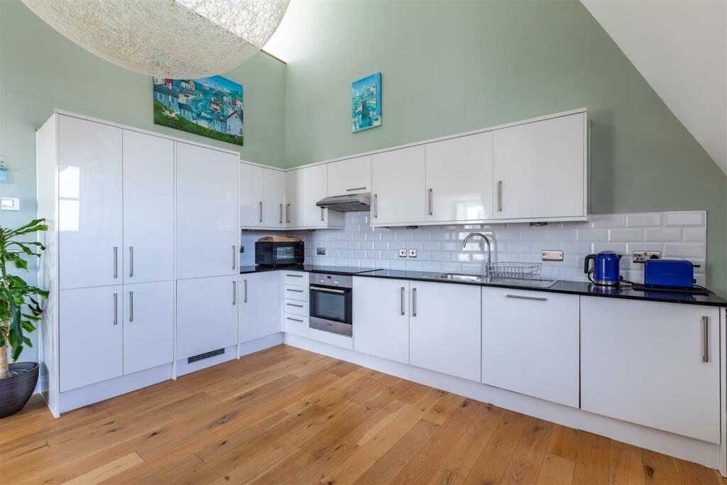 Additional property image - Old Steine, Brighton