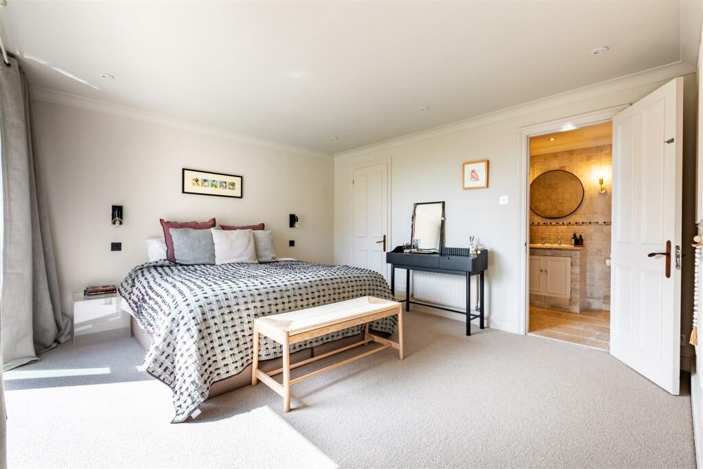 Additional property image - Crown Street, Brighton