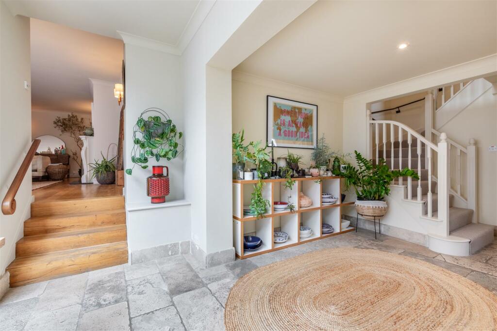 Additional property image - Crown Street, Brighton