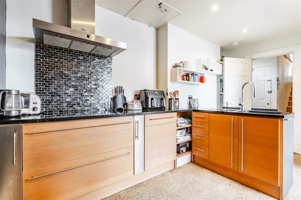 Additional property image - Buckingham Road, Brighton