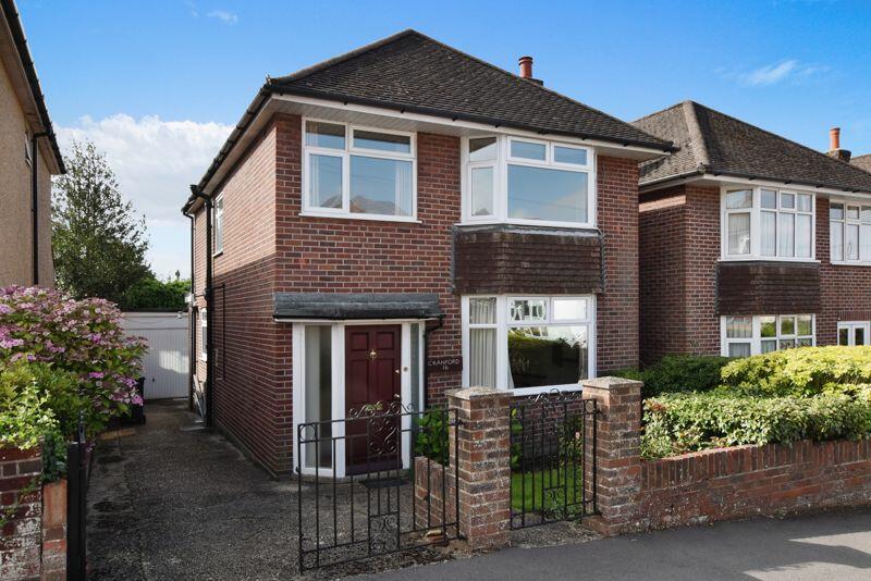 3 bedroom detached house for sale in Ridgeway Road, Salisbury ***VIDEO