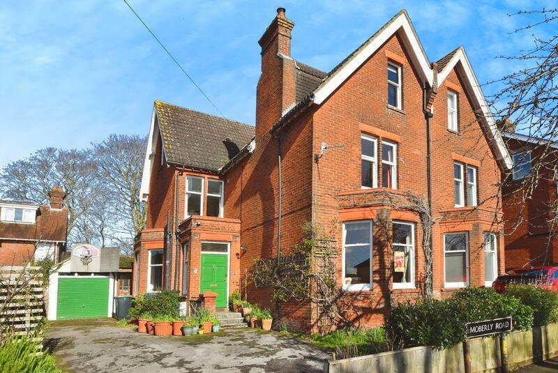 5 bedroom semi-detached house for sale in Moberly Road, Salisbury ...