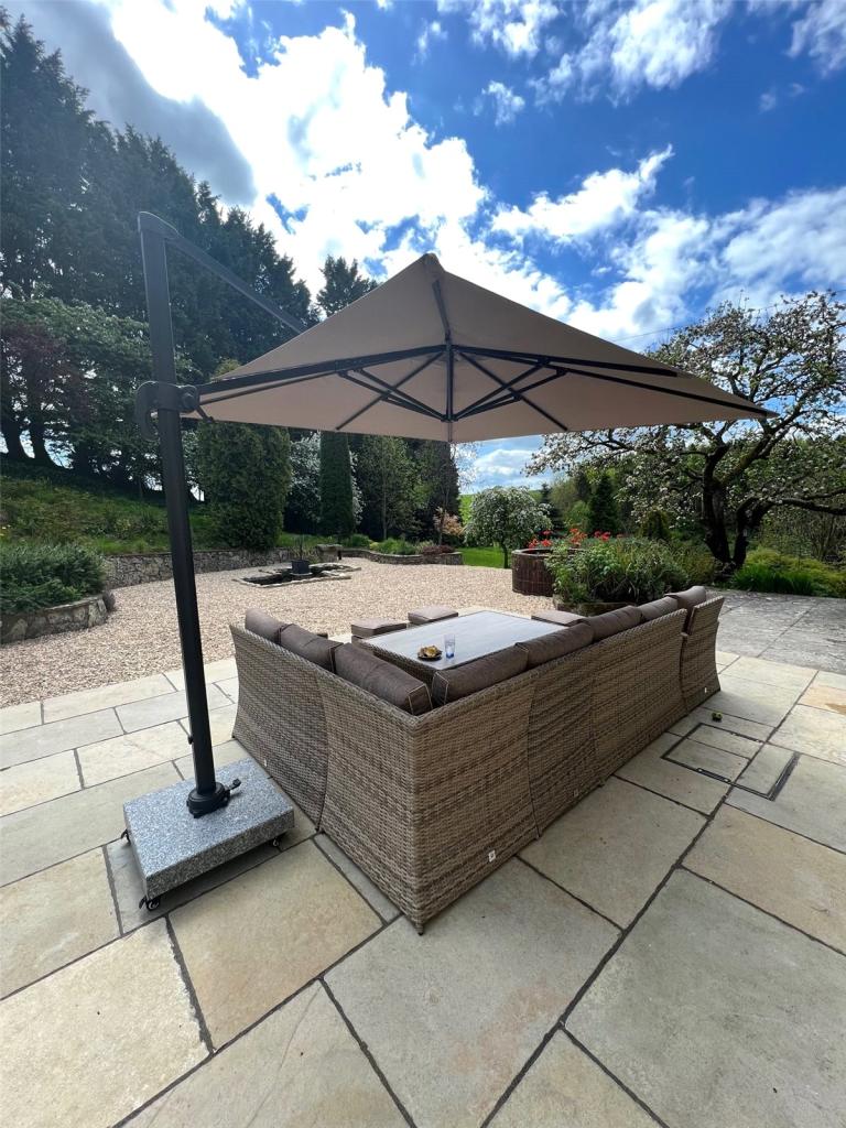 4 bedroom detached house for sale in Chewton Mendip, Somerset, BA3
