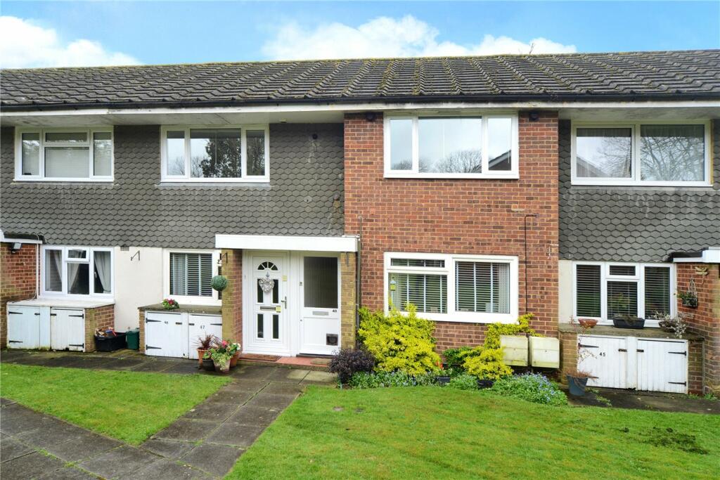 2 bedroom for sale in Home Farm Close, Tadworth, Surrey, KT20