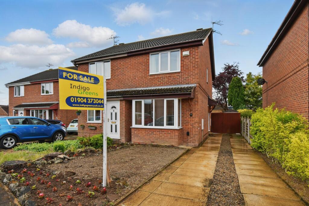 Main image of property: Deveron Way, Woodthorpe, YO24