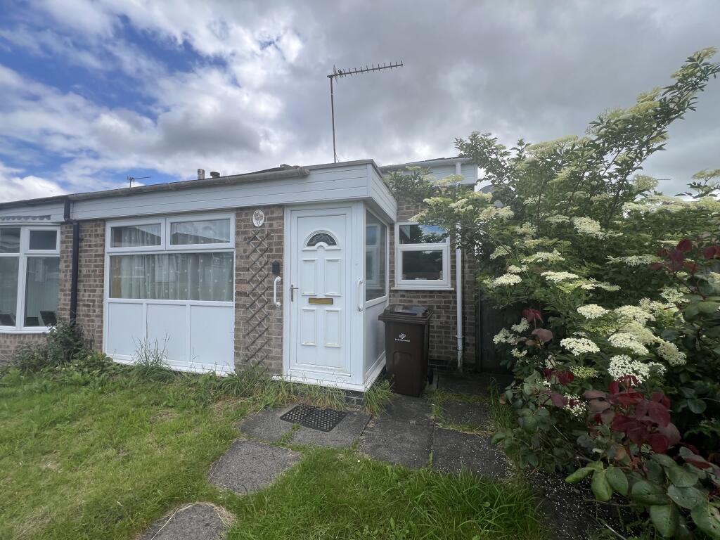 2 bedroom bungalow for rent in Rodney Walk, Littleover, DE23