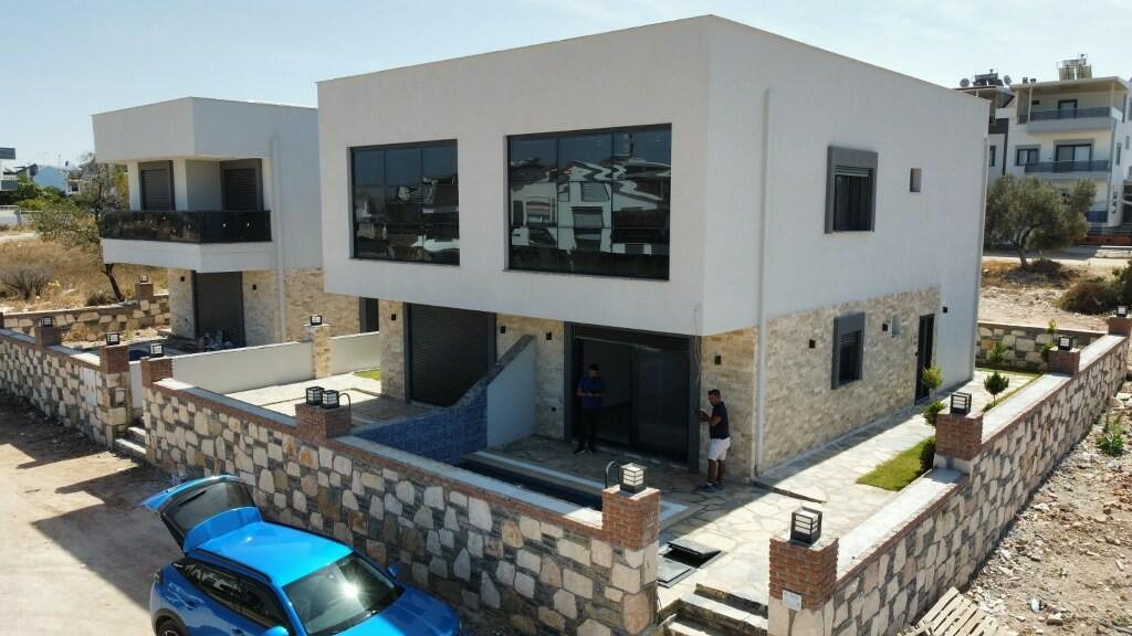 4 bedroom new property in Altinkum, Didim, Aydin