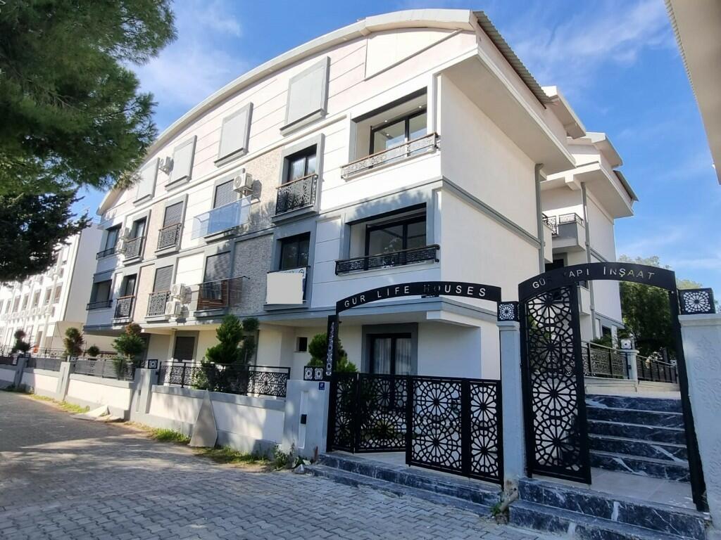 2 bedroom apartment for sale in Altinkum, Didim, Aydin, Turkey