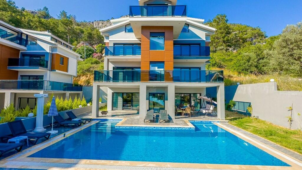 4 bedroom detached house for sale in Göcek, Fethiye, Mugla, Turkey