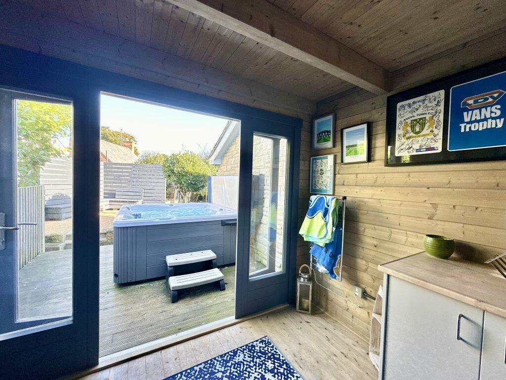 Additional property image - Ham Hill Road, Higher Odcombe, Yeovil, Somerset, BA22