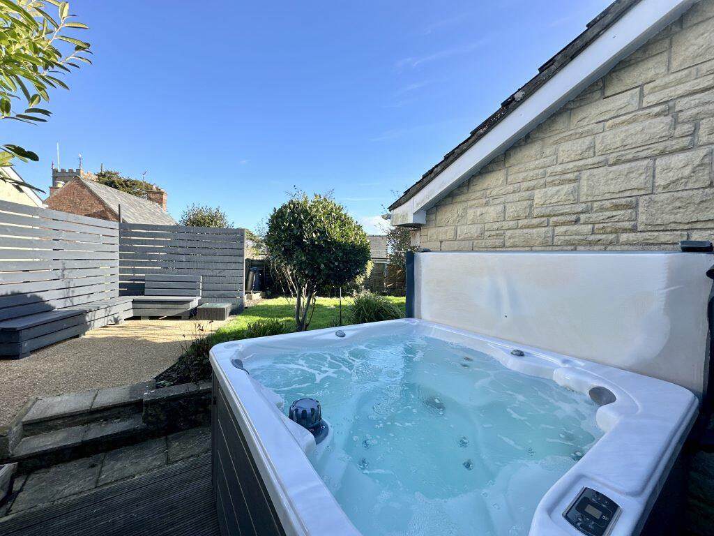 Additional property image - Ham Hill Road, Higher Odcombe, Yeovil, Somerset, BA22