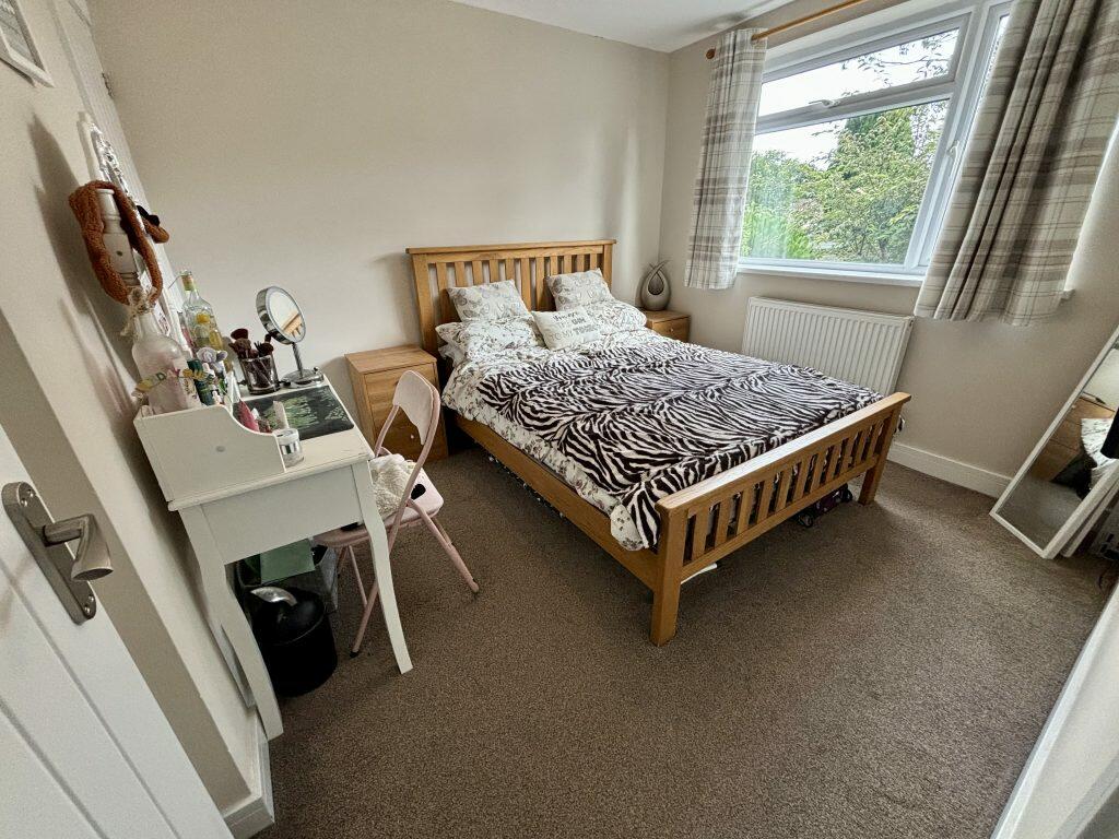 Additional property image - Yew Tree Close, Yeovil, Somerset, BA20