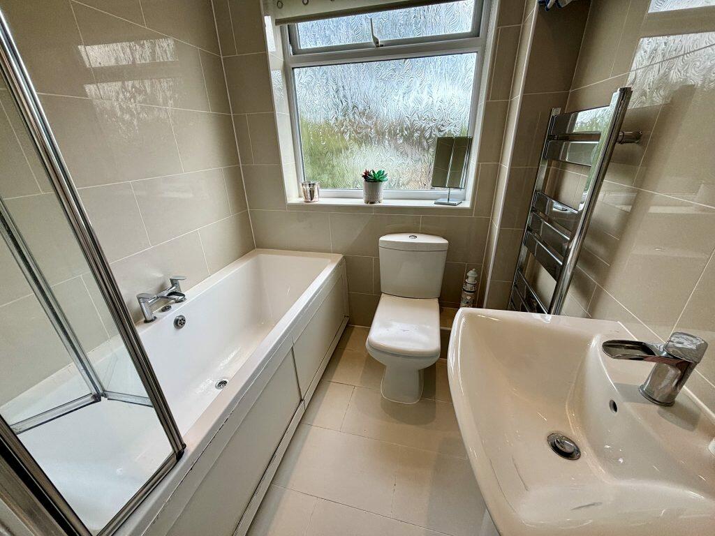 Additional property image - Yew Tree Close, Yeovil, Somerset, BA20