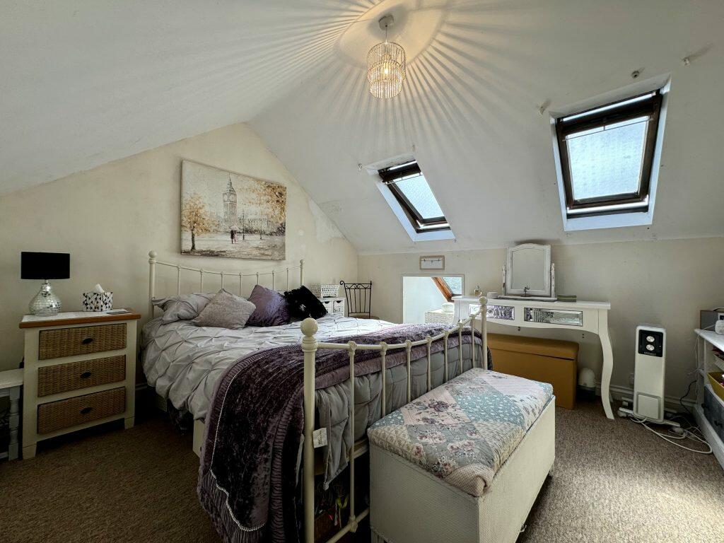 Additional property image - Crofton Park, Yeovil, Somerset, BA21 4EB.