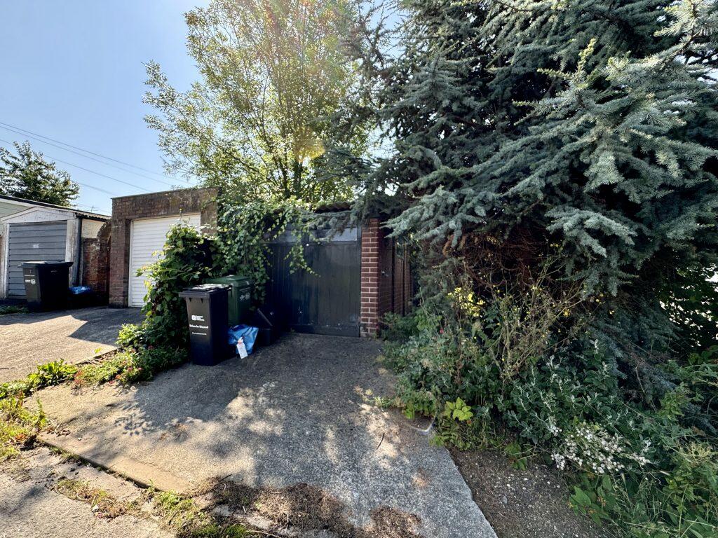 Additional property image - Huish, Yeovil, Somerset, BA20