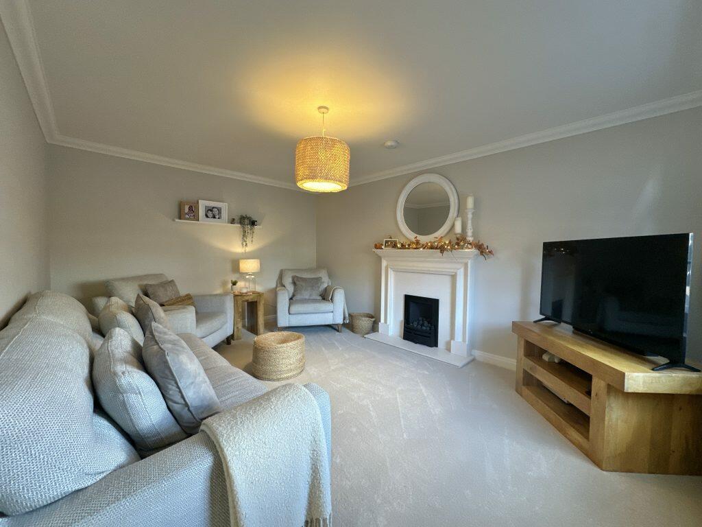 Additional property image - Shepherd Close, Yeovil, Somerset, BA21