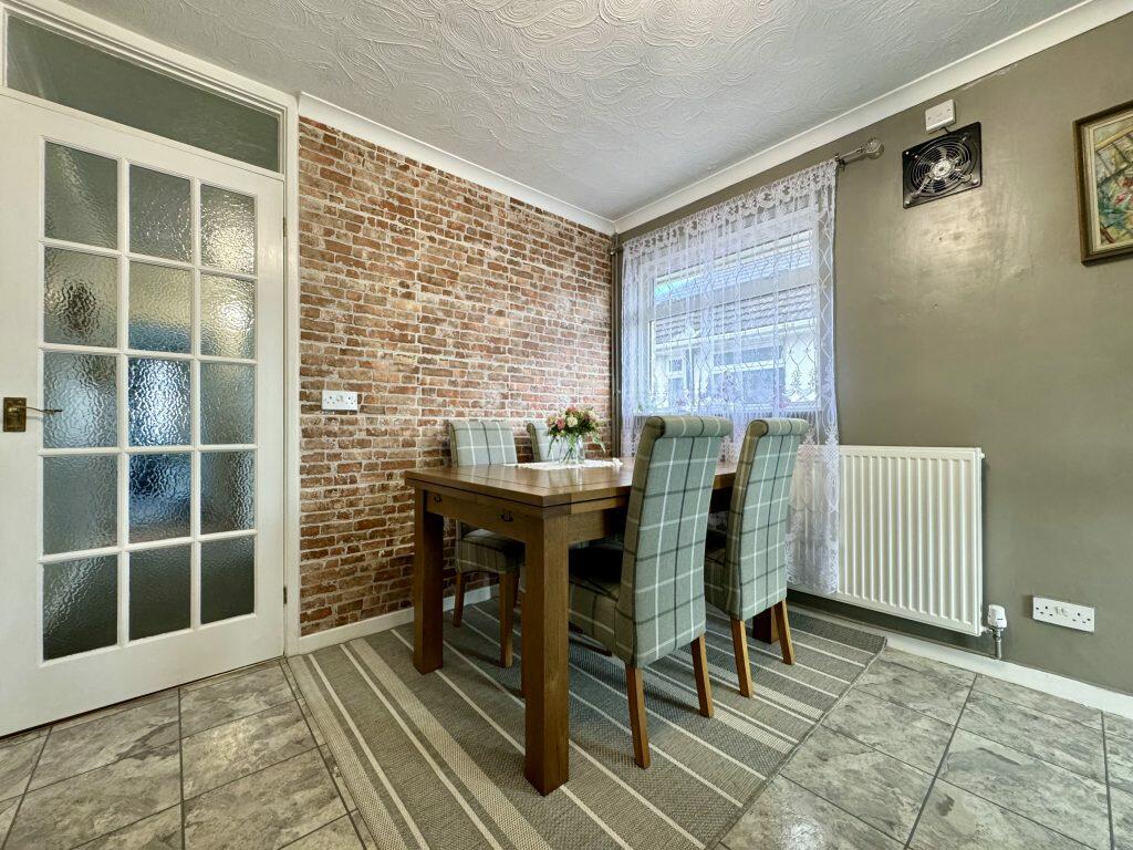 Additional property image - Kenmore Drive, Yeovil, Somerset, BA21
