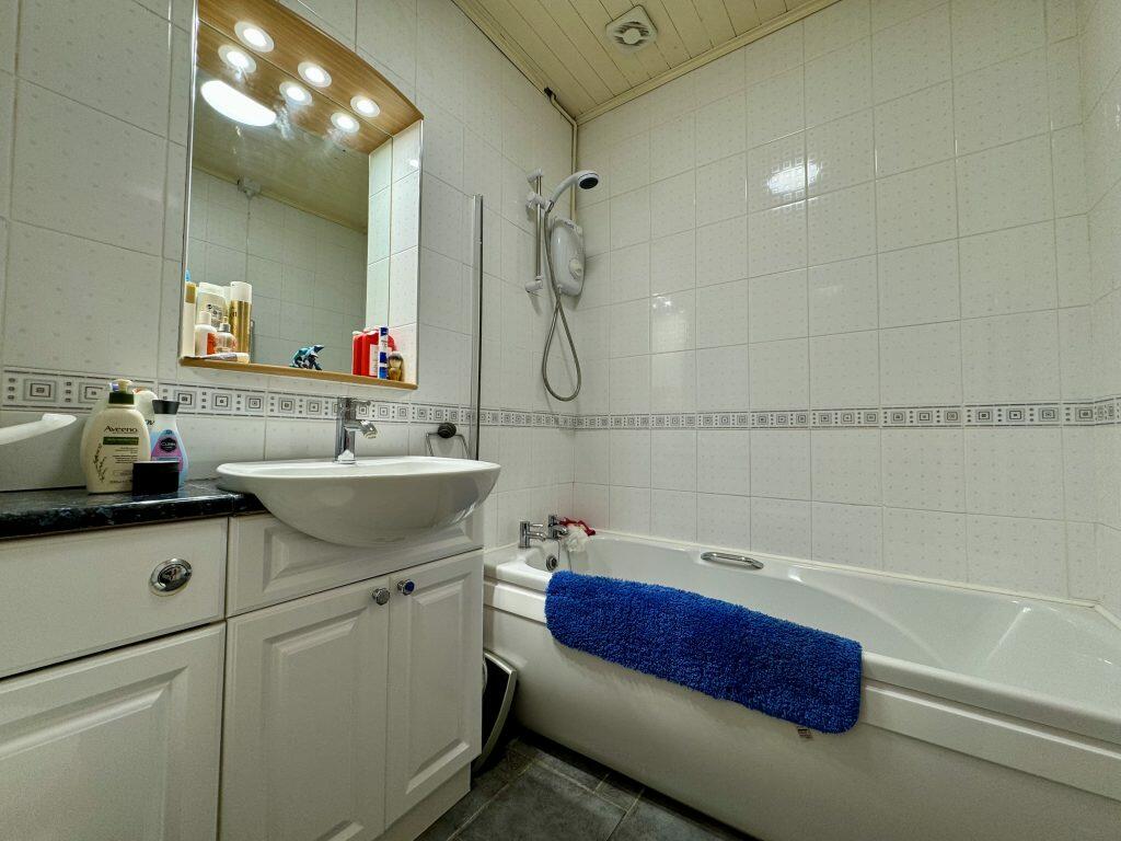 Additional property image - Westbourne Grove, Yeovil, Somerset, BA20