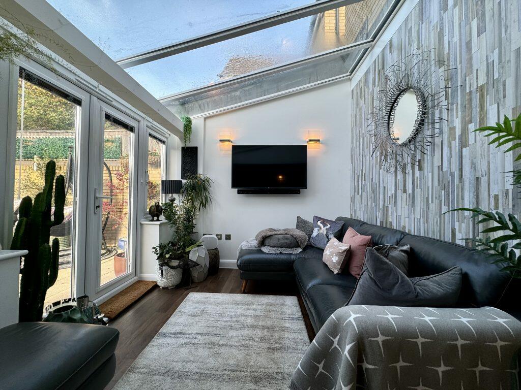 Additional property image - Raleigh Road, Yeovil, Somerset, BA21
