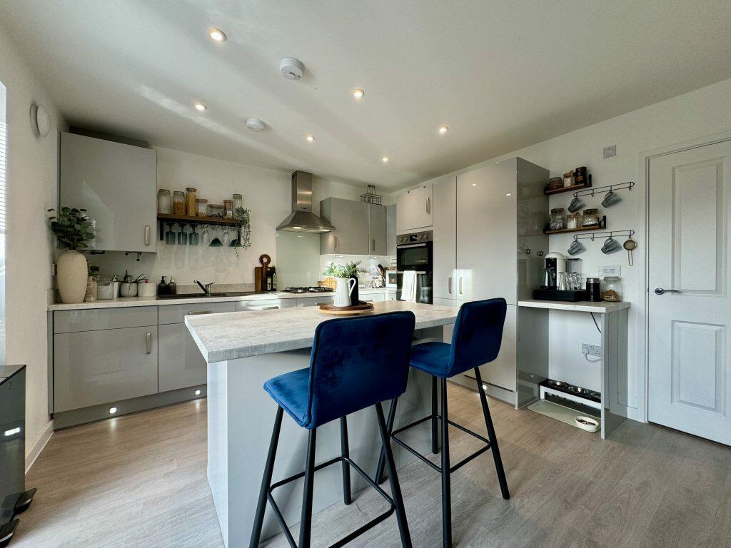 Additional property image - The Twines, Yeovil, Somerset, BA20
