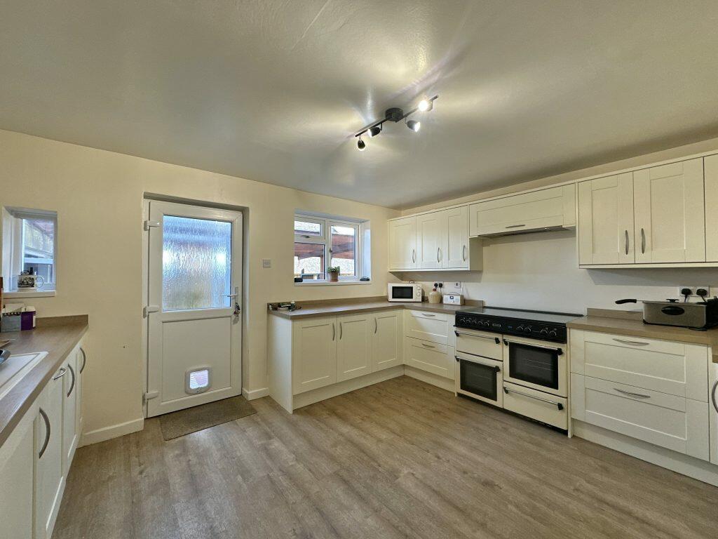 Additional property image - Primrose Lane, Yeovil, Somerset, BA21