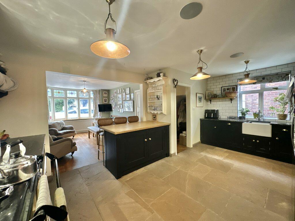 Additional property image - Preston Grove, Yeovil, Somerset, BA20