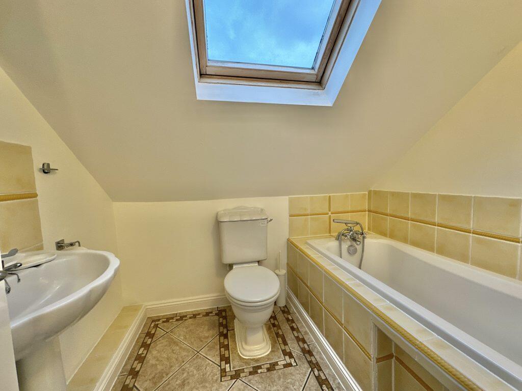 Additional property image - Glenthorne Avenue, Yeovil, Somerset, BA21