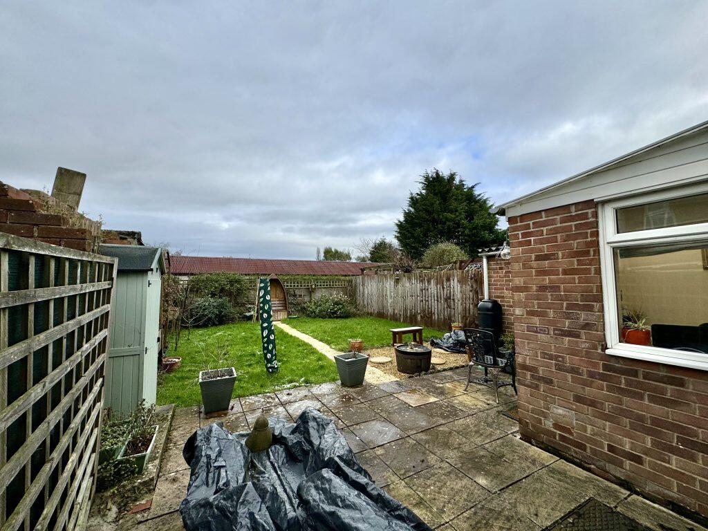 Additional property image - Little Sammons, Chilthorne Domer, Yeovil, Somerset, BA22