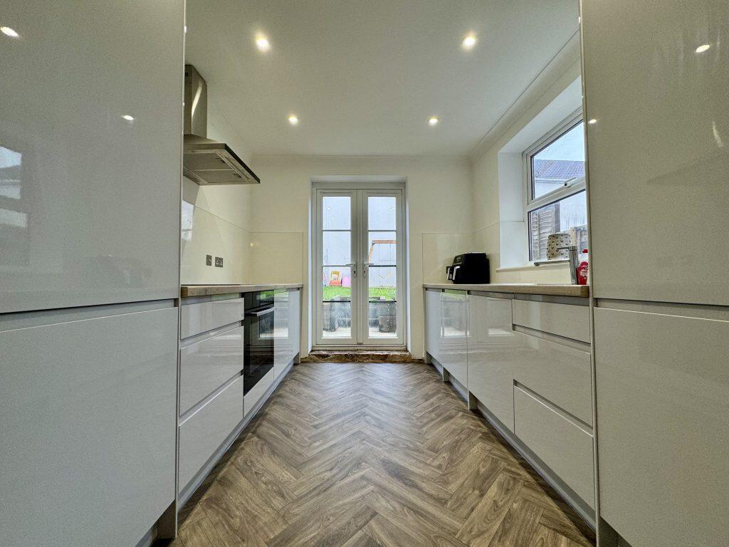 Additional property image - Beer Street, Yeovil, Somerset, BA20