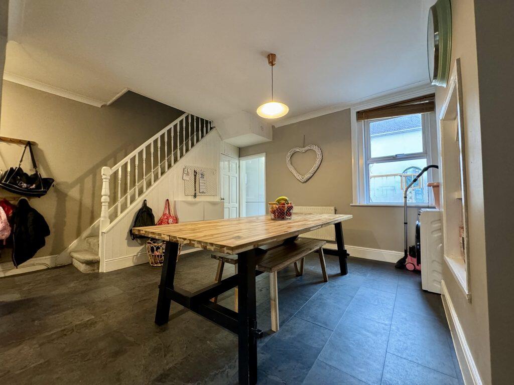 Additional property image - Beer Street, Yeovil, Somerset, BA20