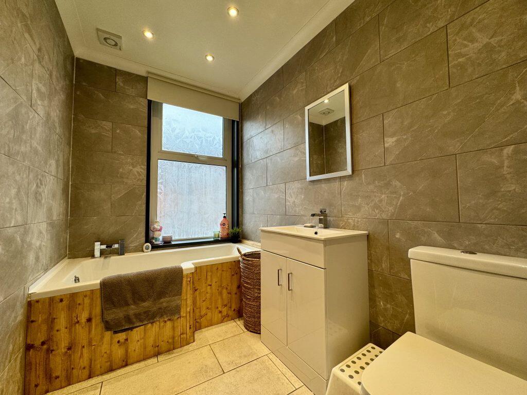 Additional property image - Beer Street, Yeovil, Somerset, BA20