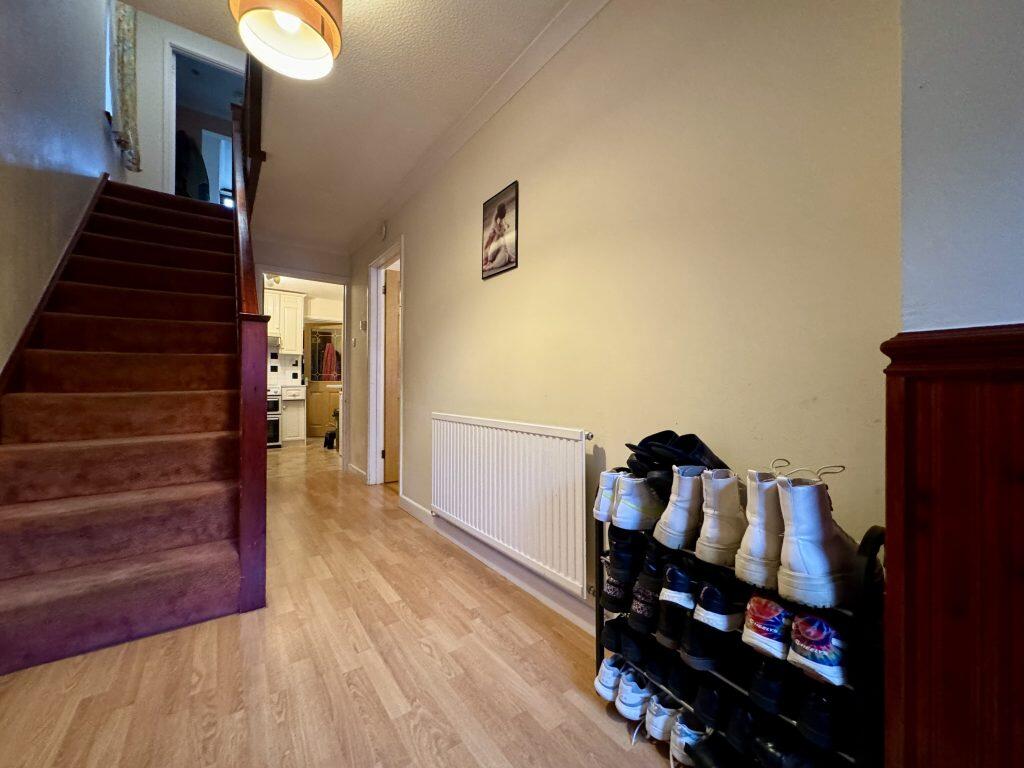 Additional property image - Valley Close, Yeovil, Somerset, BA21