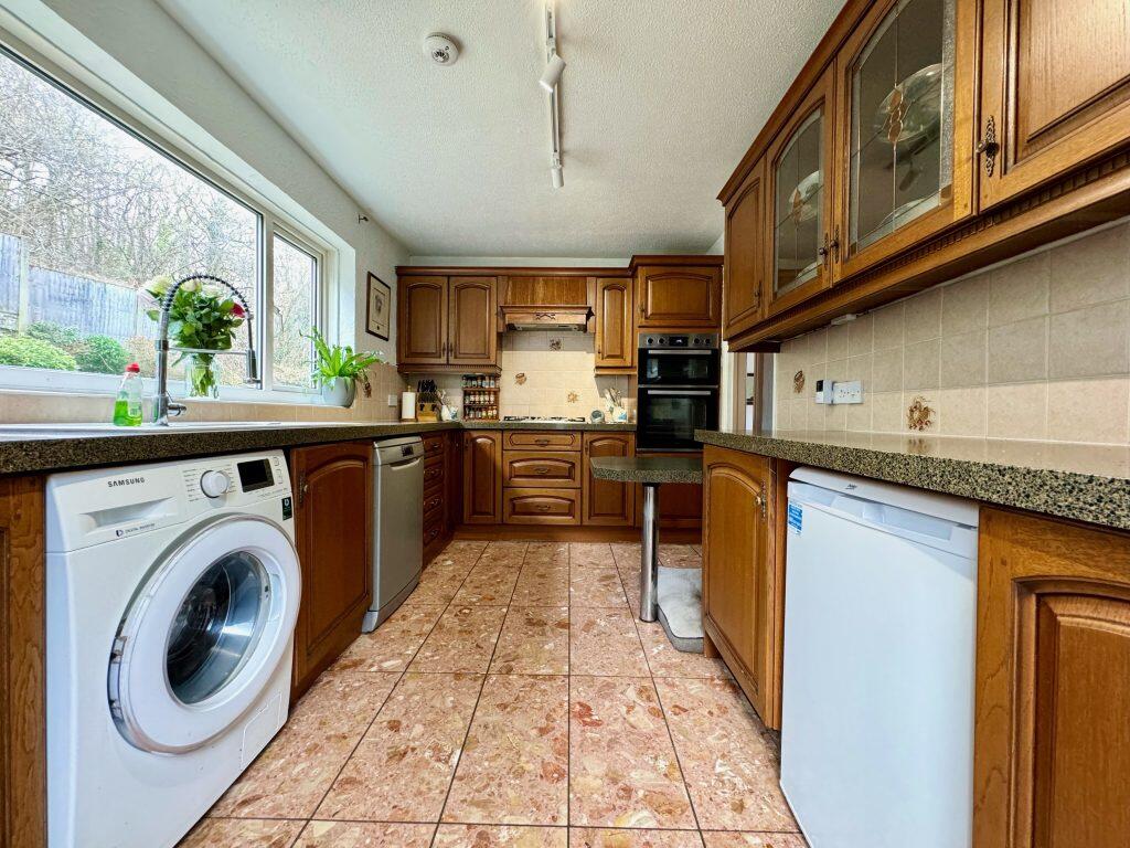Additional property image - Cherry Tree Drive, Yeovil, Somerset, BA20