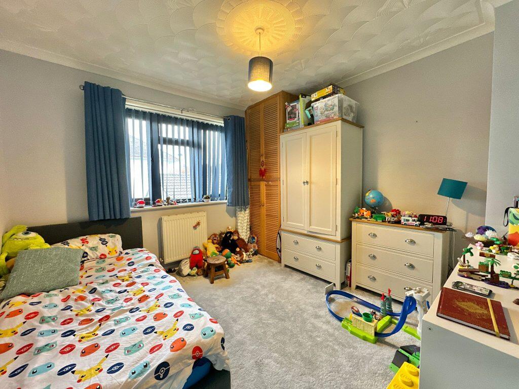 Additional property image - Elliots Drive, Yeovil, Somerset, BA21