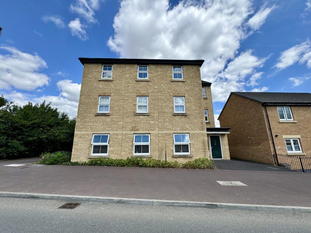 Main image of property: Montacute Road, Yeovil, Somerset, BA22