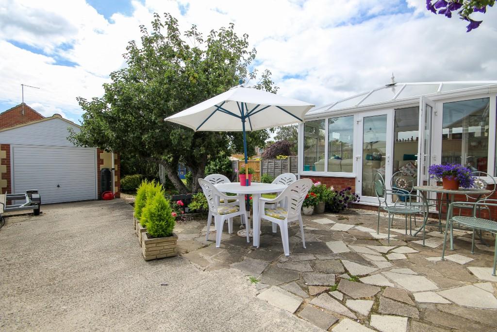 3 bedroom bungalow for sale in Westbourne Grove, Yeovil, Somerset VIDEO