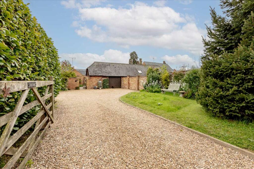 3 bedroom barn conversion for sale in Little Grange, Stoke Road, Stoke