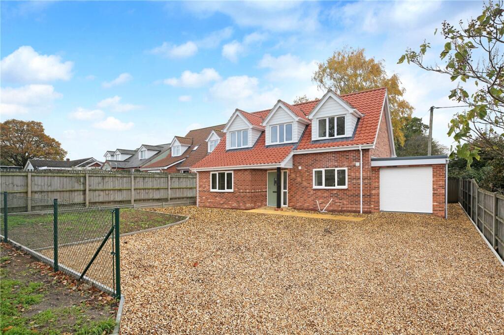 Main image of property: Norwich Road, Poringland, Norwich, Norfolk, NR14