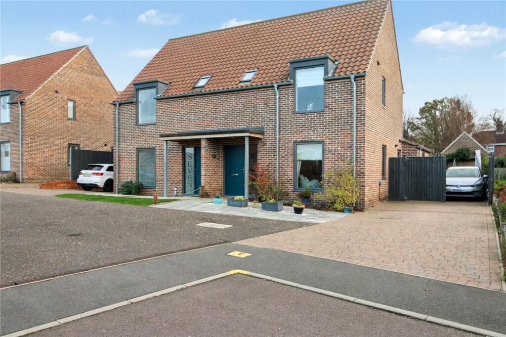 Main image of property: Harrold Place, Stoke Holy Cross, Norwich, Norfolk, NR14