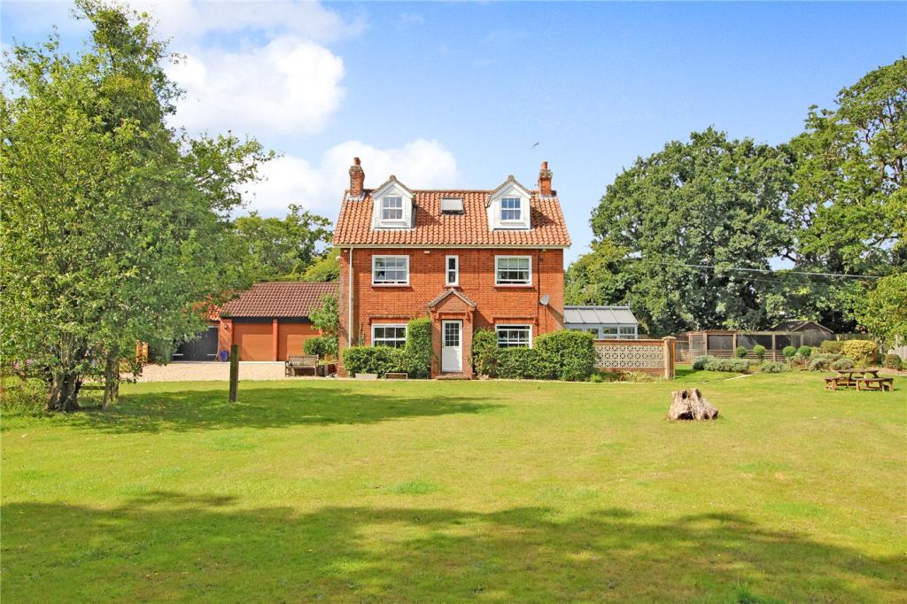 4 bedroom detached house for sale in Gull Lane, Framingham Earl