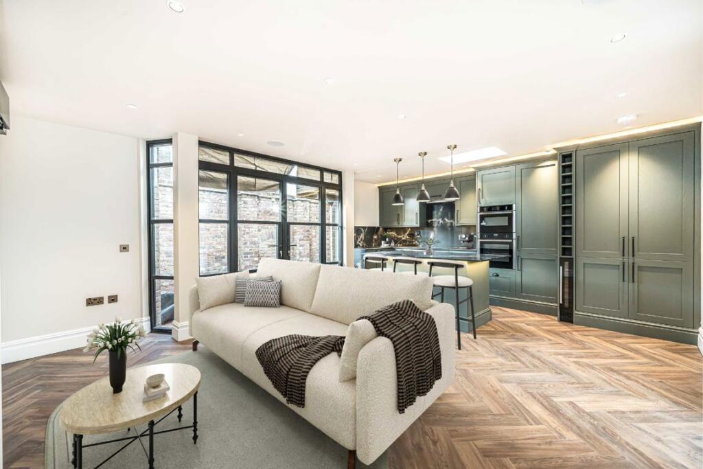 Main image of property: High Street, Ferry Quays