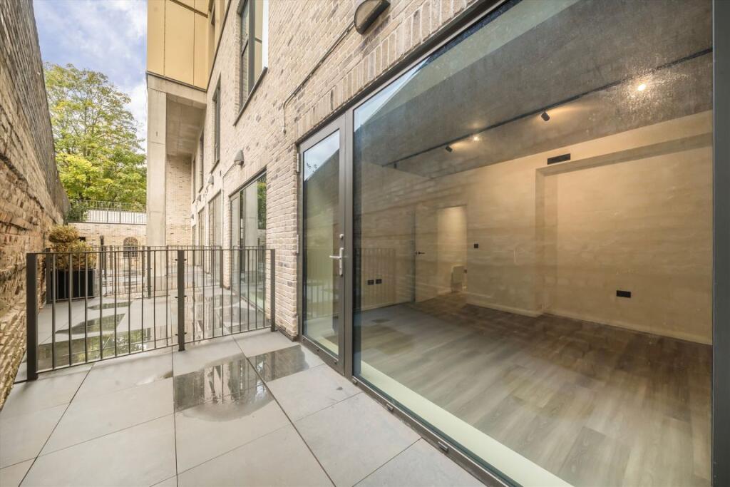 Main image of property: Maryland Point, Stratford