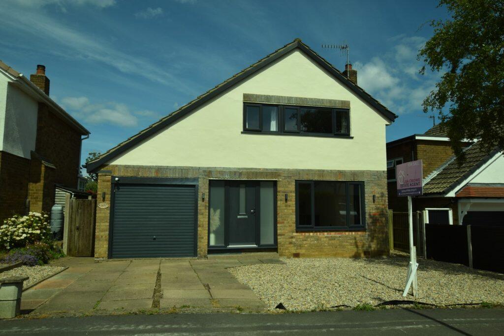 Main image of property: Sea View Drive, Scarborough, YO11 3JS