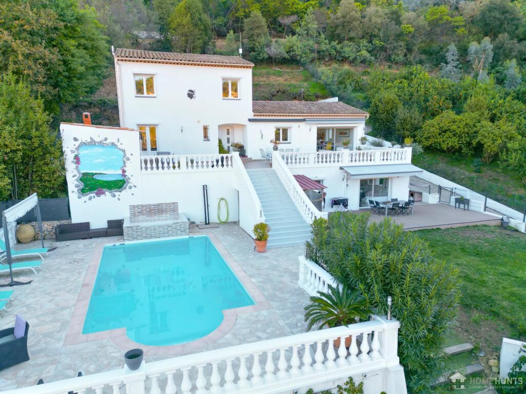 Main image of property: Provence-Alps-Cote d`Azur, Alpes-Maritimes, Cannes