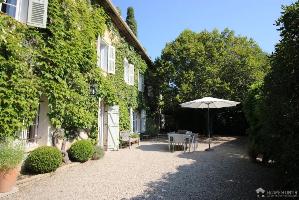 Main image of property: Provence-Alps-Cote d`Azur, Alpes-Maritimes, Valbonne