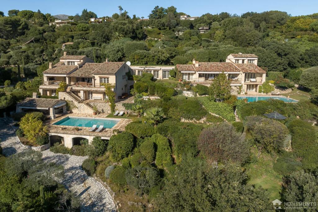 Main image of property: Provence-Alps-Cote d`Azur, Alpes-Maritimes, St-Paul