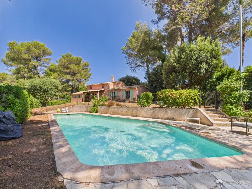 Main image of property: Provence-Alps-Cote d`Azur, Alpes-Maritimes, Valbonne