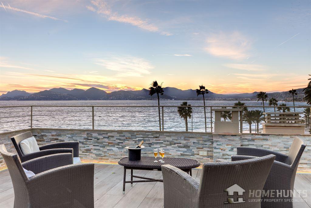 Main image of property: Provence-Alps-Cote d`Azur, Alpes-Maritimes, Cannes