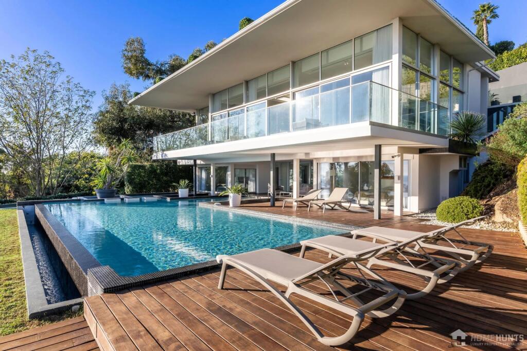 Main image of property: Provence-Alps-Cote d`Azur, Alpes-Maritimes, Cannes