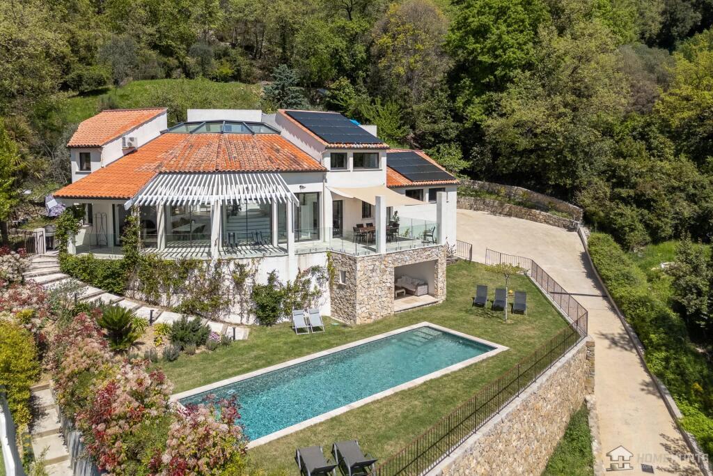 Main image of property: Provence-Alps-Cote d`Azur, Alpes-Maritimes, Grasse